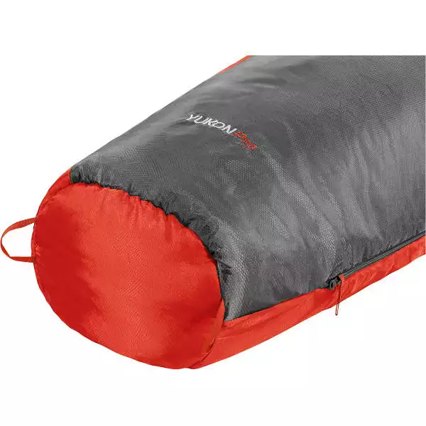 Sacs De Couchage FERRINO SLEEPINGBAG YUKON PRO ORANGE 22 Rouge / Gris 2 Sacs De Couchage FERRINO SLEEPINGBAG YUKON PRO ORANGE 22 Rouge / Gris – Image 2